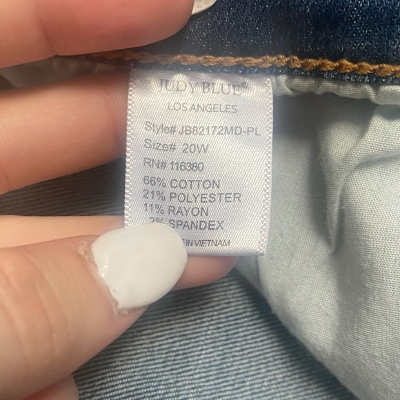 Judy Blue Distressed Slim Fit Jeans - Picture 7 of 7